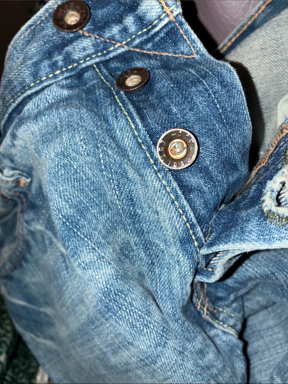 Abercrombie Distressed Light Blue Jeans Sz 31x32